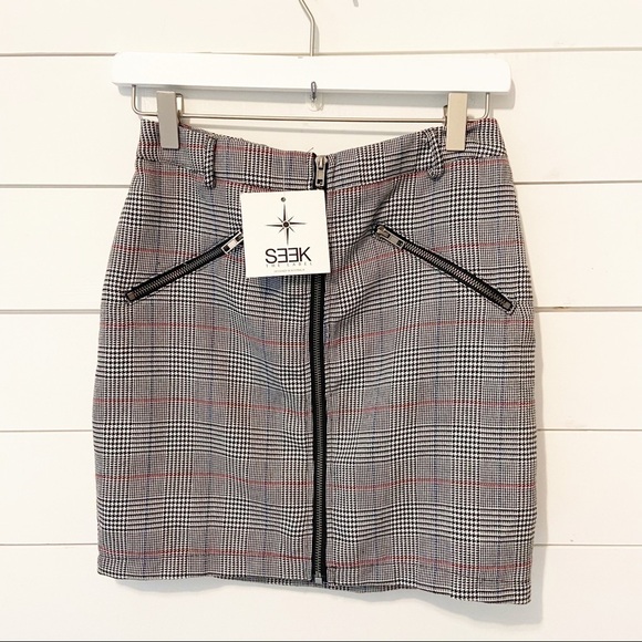 NEW SEEK The Label | Plaid Mini Skirt size M - Picture 1 of 8